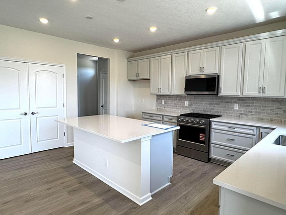 3rd image of 5683 Peavey St Lot 7185