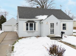 1717 W Franklin St, Appleton, WI 54914