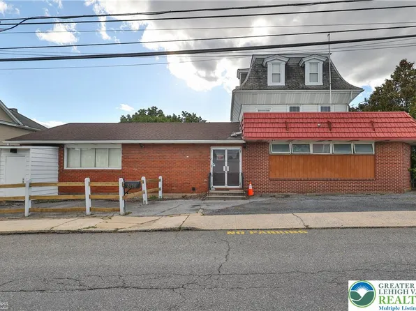 3120 N Ruch St, Whitehall, PA 18052