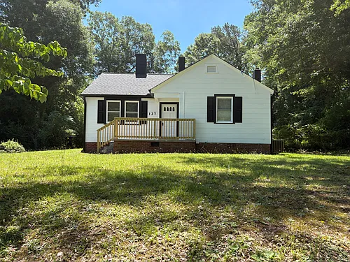 127 Rosemary Rd Photo 1