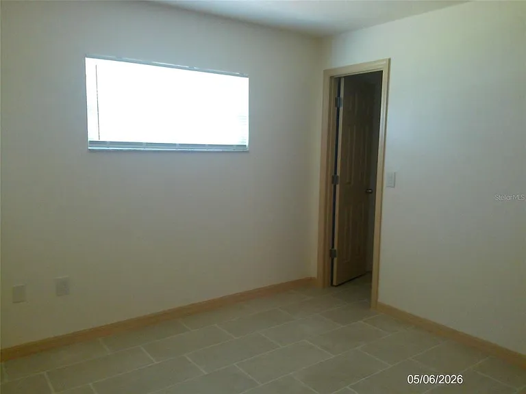 920 W Carole St — Photo 10