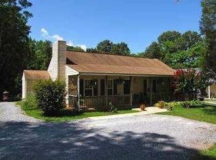 209 Wiggington Rd, Lynchburg, VA 24502