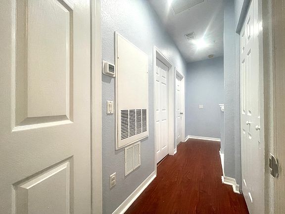 3rd image of 2388 Grand Central Pkwy APT 5