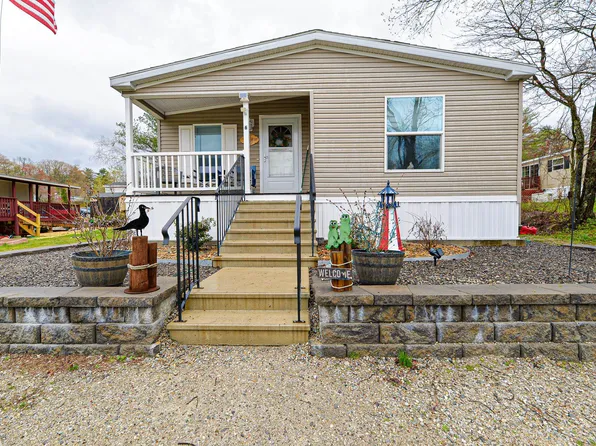 6 Laurel Avenue, Allenstown, NH 03275