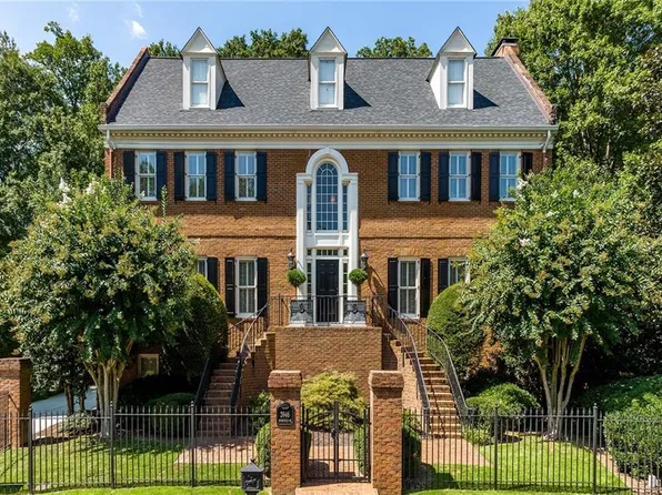 3946 Muirfield Sq, Duluth, GA 30096