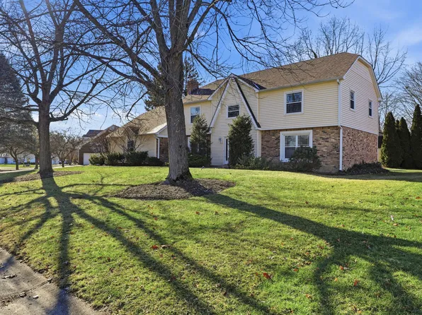 415 Oxford Dr, Noblesville, IN 46062