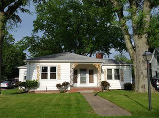 2316 Archer Dr, East Moline, IL 61244
