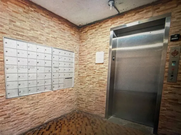 9441 SW 4th St APT 111, Miami, FL 33174