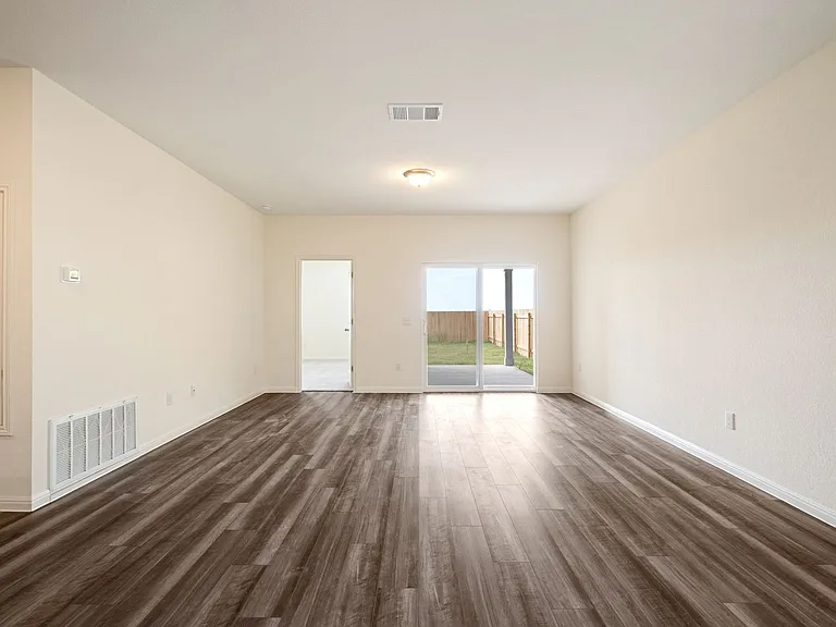 391 Wren Ln — Photo 6