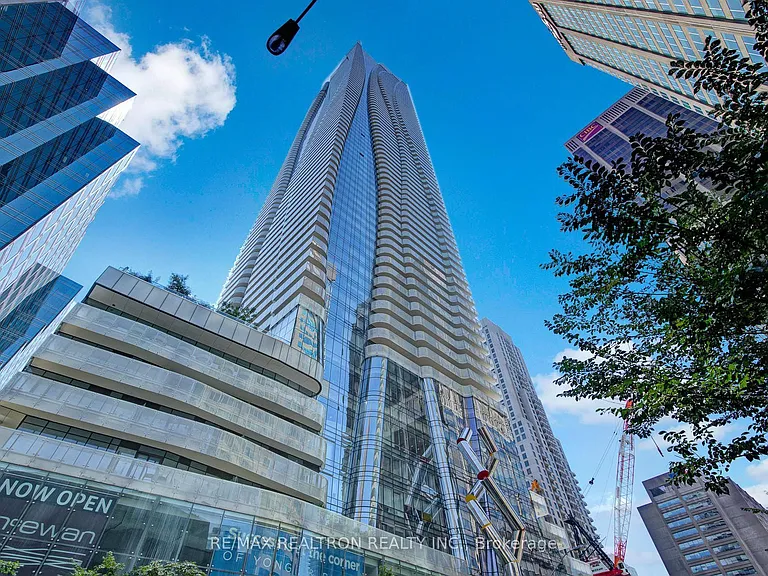 1 Bloor St E #3211 — Photo 47