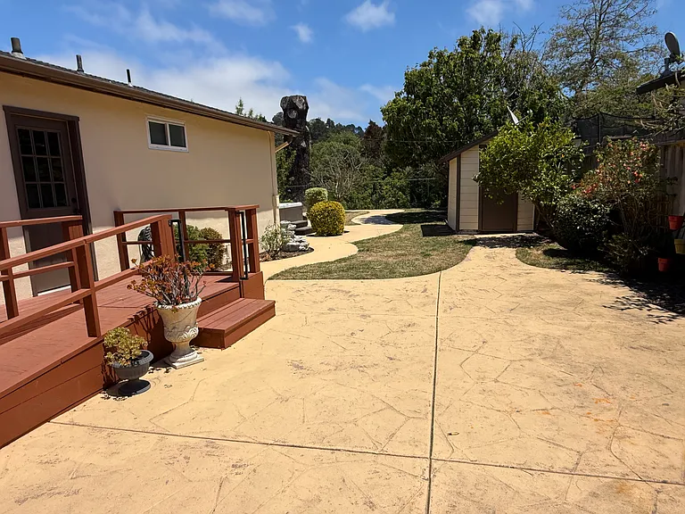 1651 Toledo Ct — Photo 8