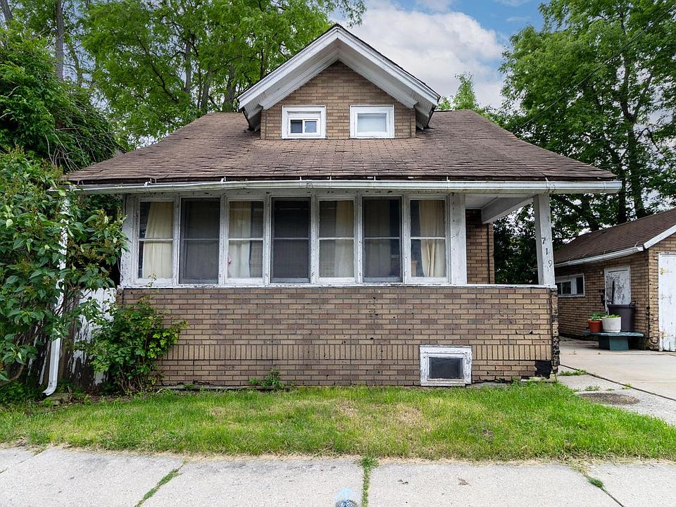 1st image of 719 West St Paul AVENUE