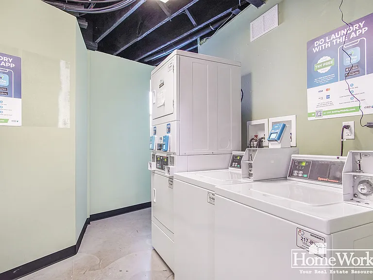 1009 E Jefferson Blvd — Photo 19