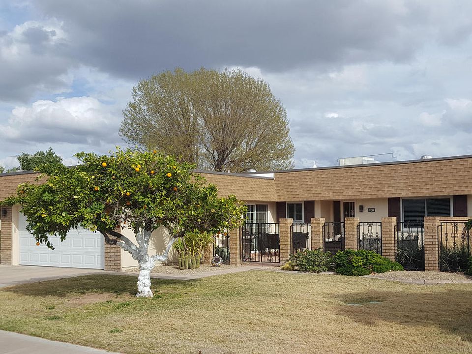 1st image of 10433 W Kingswood Cir
