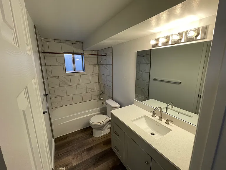 880 West Ln #678 — Photo 8