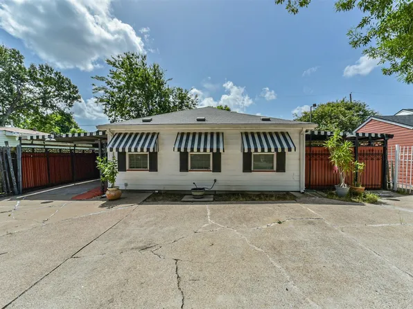 8064 Milredge St, Houston, TX 77017