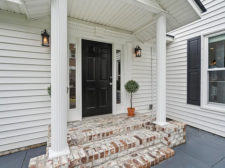 51 Stocker Dr — Photo 7