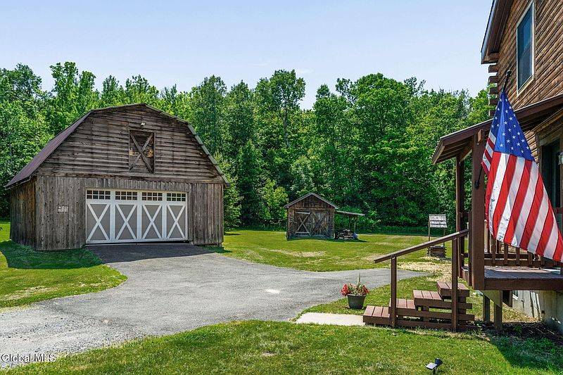 4th image of 1091 Goldfoot Road