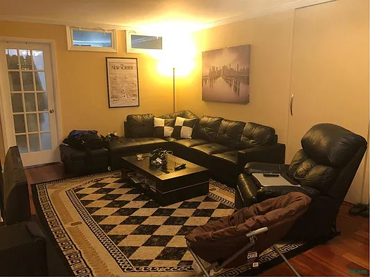 Rented by Akam Sales and Brokerage | media 8