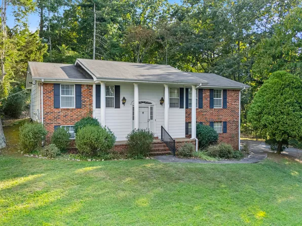 801 Chestnut Wood Ln, Chattanooga, TN 37421