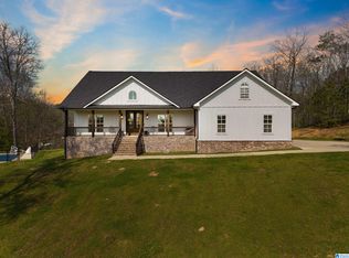 115 Holt Dr, Trafford, AL 35172