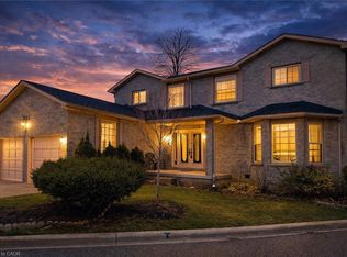 3823 Trelawny Cir, Mississauga, ON