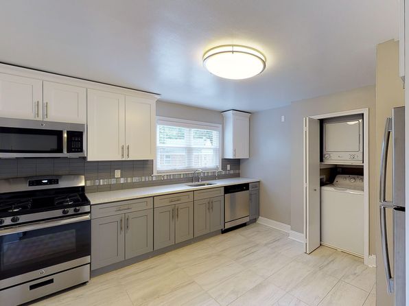 45 Forest Dr #50A