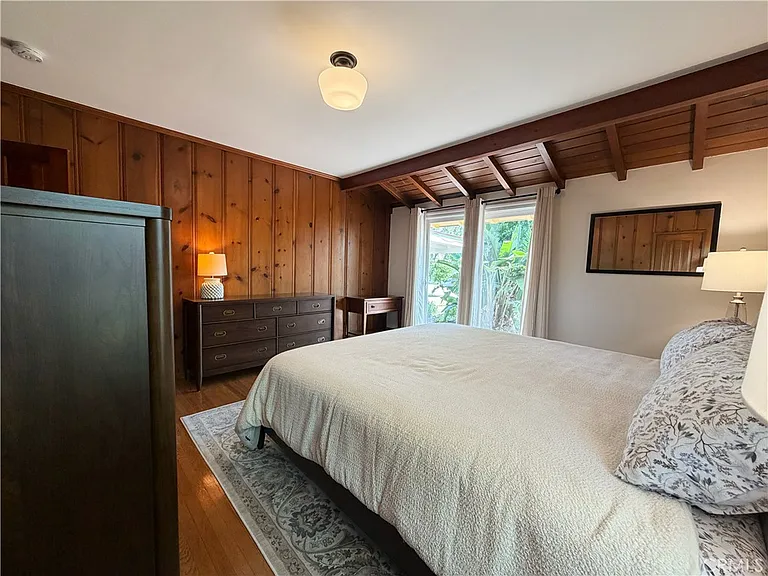 416 Drake Rd — Photo 20