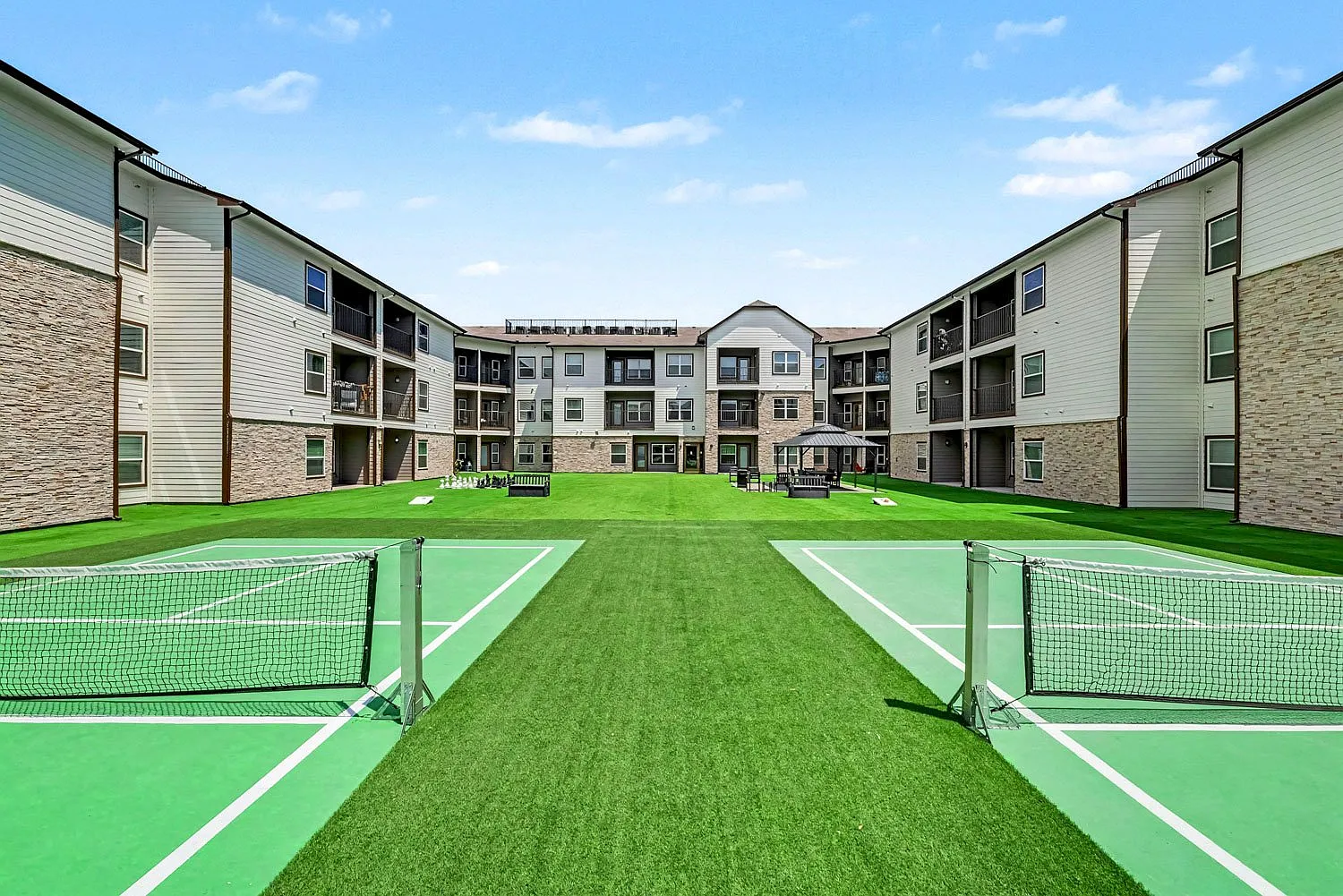 Park Residences Plano 55+ Cottages & Apartments — Photo 4