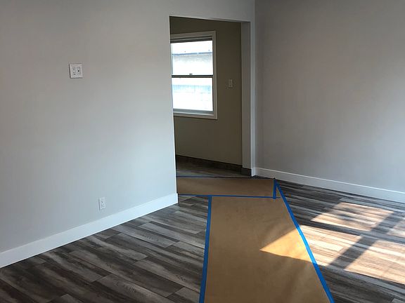 2nd image of 1704 Keeler St #2