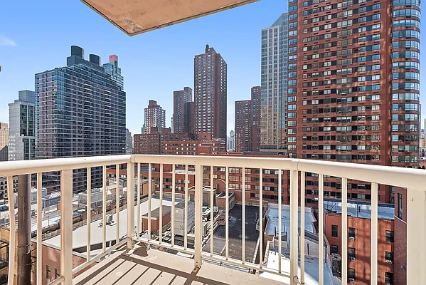 Sold by Corcoran | media 5