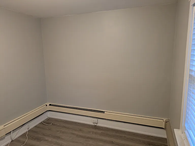 109 Moore Ave S — Photo 8