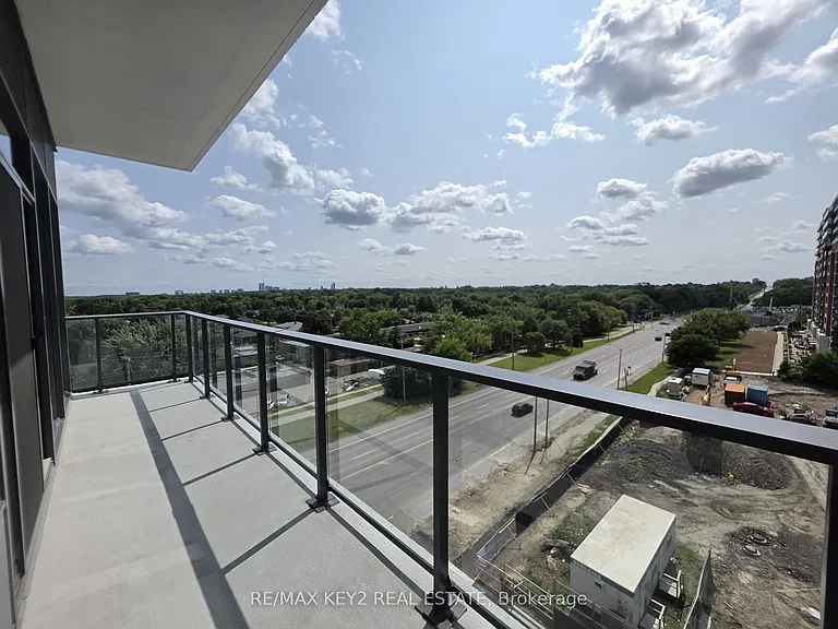4010 Eglinton Ave W #706 — Photo 11