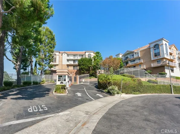 4760 Templeton St APT 3306, Los Angeles, CA 90032