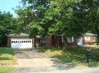 375 Manhattan Dr, Lexington, KY 40505