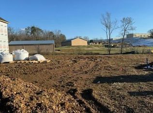 1304 Fort Craig Trl, Maryville, TN 37803