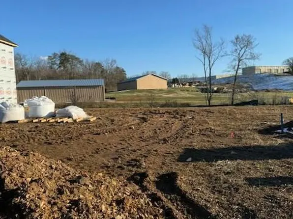 1304 Fort Craig Trl, Maryville, TN 37803