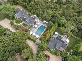 10 Case Rd, Edgartown, MA 02539