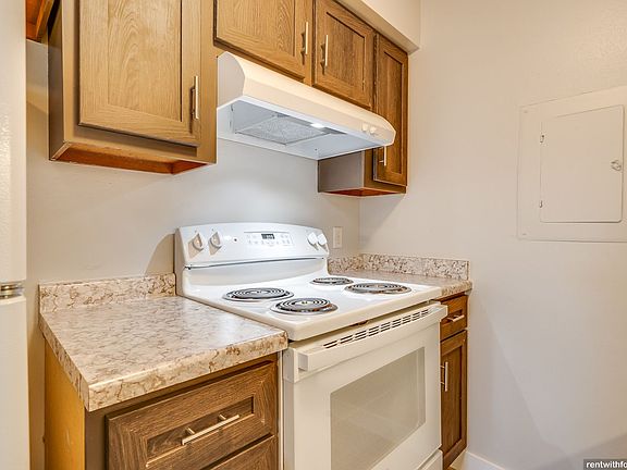 2nd image of 200 E Armstrong St #109
