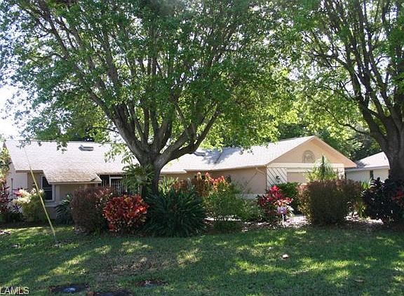 3rd image of 2090 Lochmoor Cir