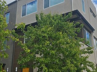 8405 N Fusion Way, Northridge, CA 91325