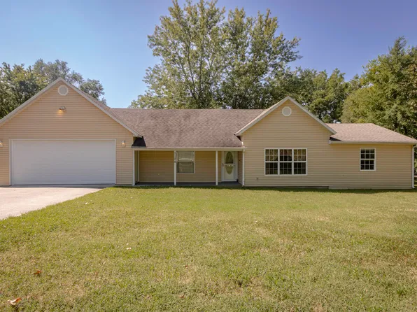 1124 W Elm Street, Morrisville, MO 65710