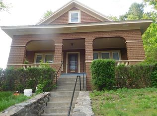 169 Hamilton St, Worcester, MA 01604