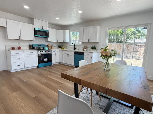 2207 Millwood Ave, Stockton, CA 95210