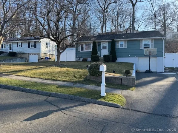 20 Cobblers Lane, Norwalk, CT 06851