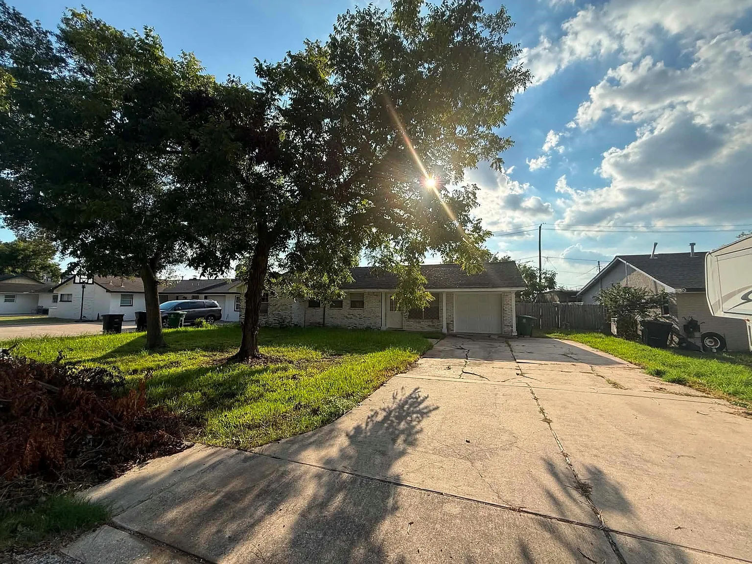 3 bed, 2.5 bath, 1224 sqft, $1,800 — Photo 1