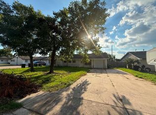 4414 Continental Dr, Houston, TX 77072