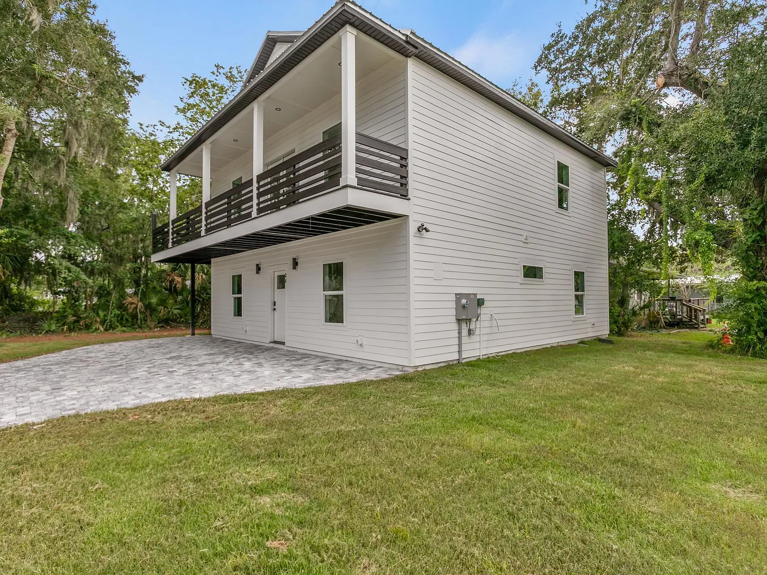 4 bed, 2244 sqft, $4,000 — Photo 3