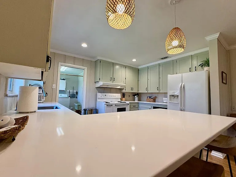 1901 Wimberly St — Photo 13