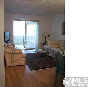 3rd image of 2601 NE 3rd Ct #2070
